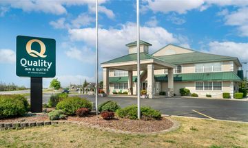 Quality Inn and Suites Manistique