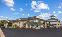 Quality Inn and Suites Manistique