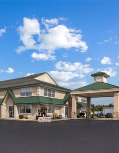 Quality Inn and Suites Manistique