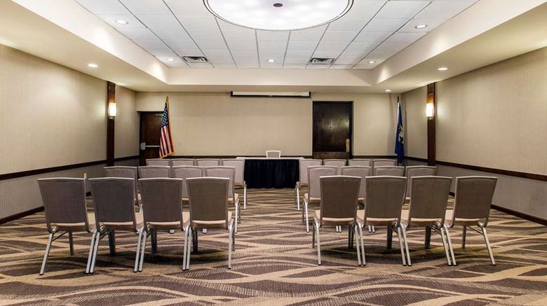 <b>Radisson Grand Rapids Riverfront Meeting</b>. Images powered by <a href="https://iceportal.shijigroup.com/" title="IcePortal" target="_blank">IcePortal</a>.