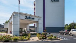 Radisson Grand Rapids Riverfront