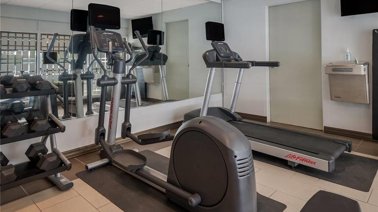 <b>Radisson Grand Rapids Riverfront Health</b>. Images powered by <a href="https://iceportal.shijigroup.com/" title="IcePortal" target="_blank">IcePortal</a>.