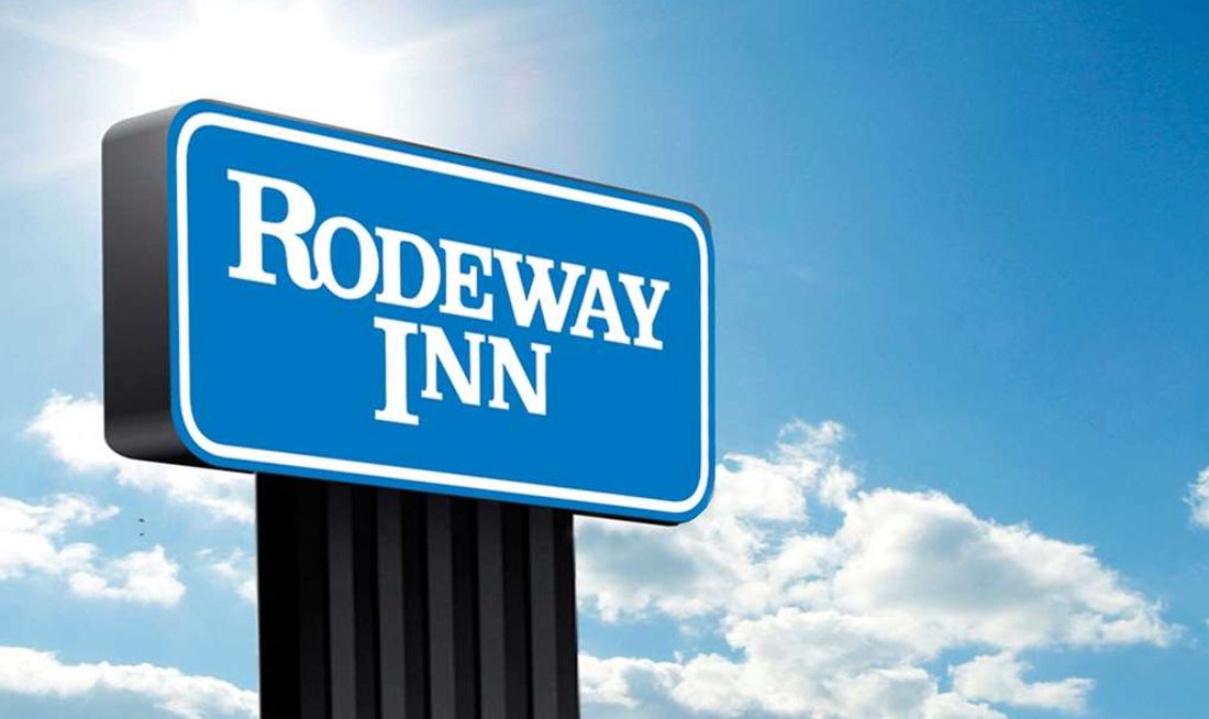 Rodeway Inn Whitehall Exterior