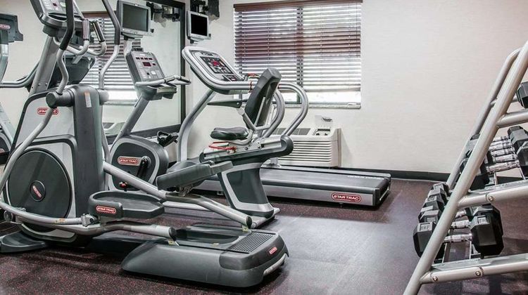 Quality Inn & Suites Warren Health