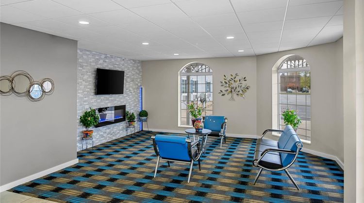 Rodeway Inn Grandville Grand Rapids Lobby
