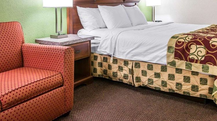 Clarion Inn Kalamazoo Room