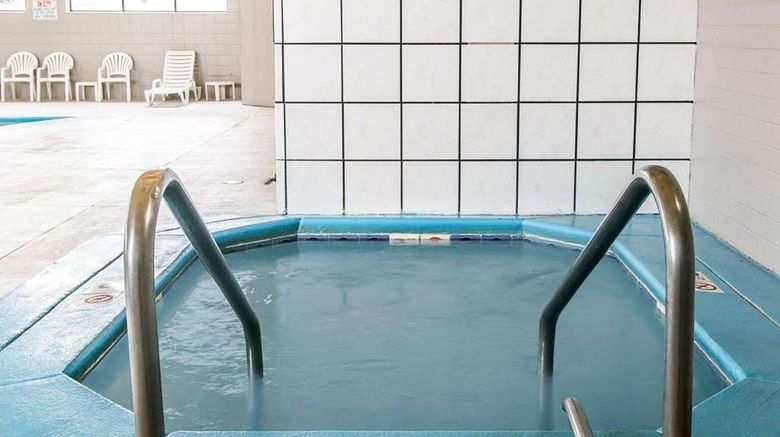 <b>Clarion Inn Kalamazoo Pool</b>. Images powered by <a href="https://iceportal.shijigroup.com/" title="IcePortal" target="_blank">IcePortal</a>.