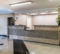 Clarion Inn Kalamazoo Lobby