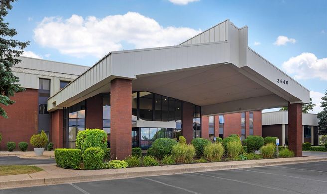 Clarion Inn Kalamazoo Exterior