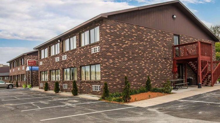 Rodeway Inn Muskegon Exterior