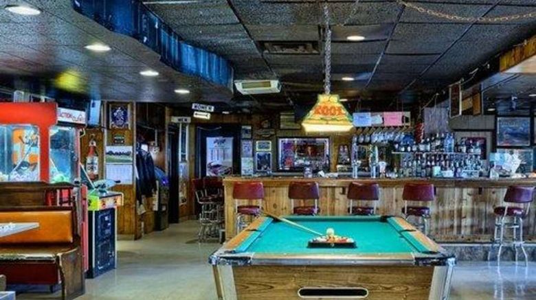 <b>Rodeway Inn Muskegon Restaurant</b>. Images powered by <a href="https://iceportal.shijigroup.com/" title="IcePortal" target="_blank">IcePortal</a>.