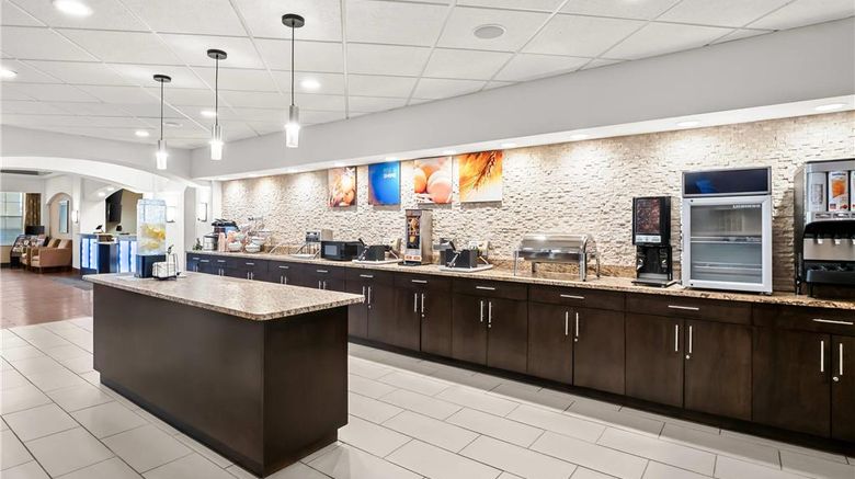 <b>Comfort Inn Allen Park Restaurant</b>. Images powered by <a href="https://iceportal.shijigroup.com/" title="IcePortal" target="_blank">IcePortal</a>.