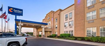Comfort Inn Allen Park Exterior