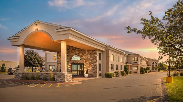 Comfort Inn Ludington Exterior