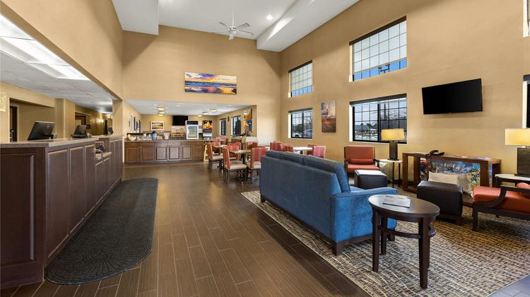 Comfort Inn Ludington Lobby