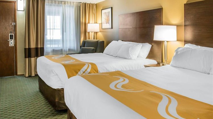 Quality Inn & Suites Houghton Room