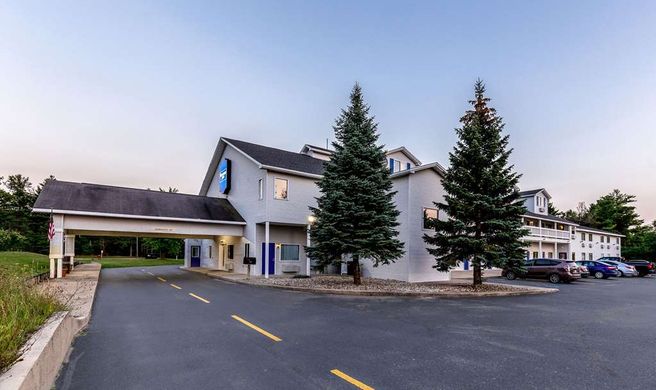 Rodeway Inn Ludington Exterior