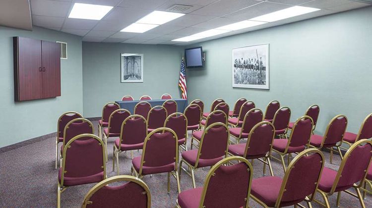 Quality Suites Hotel Lansing Meeting
