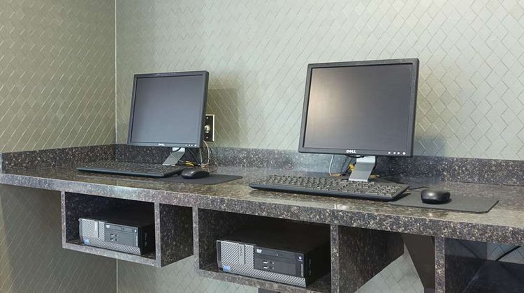 Quality Suites Hotel Lansing Other