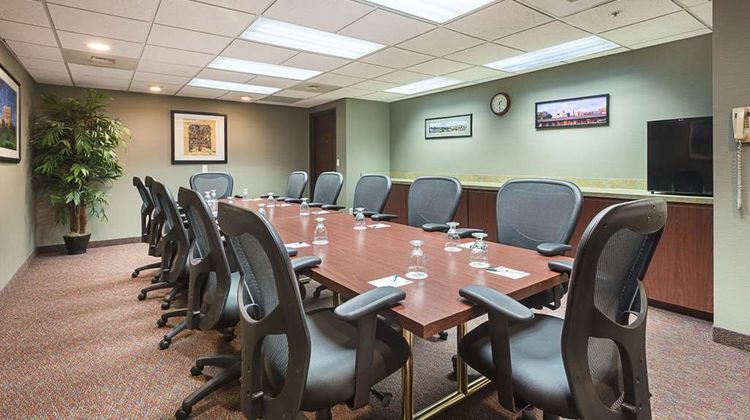 Quality Suites Hotel Lansing Meeting