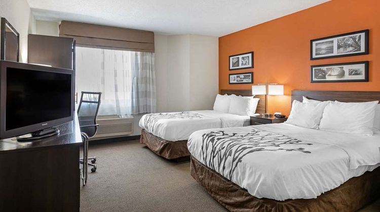 Sleep Inn DeWitt Room