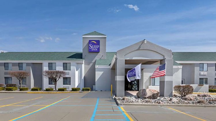 Sleep Inn DeWitt Exterior
