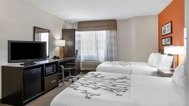 Sleep Inn DeWitt Room
