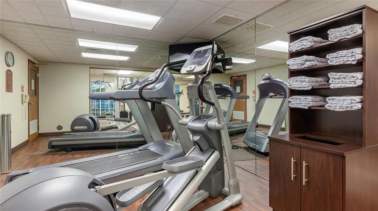 Comfort Suites of Marquette Health