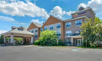 Comfort Suites of Marquette