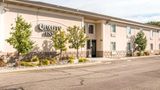 Quality Inn & Suites Next to the Casino Exterior