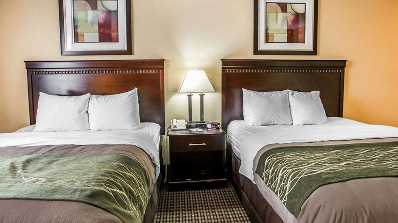 <b>Econo Lodge Inn & Suites, Monroe Room</b>. Images powered by <a href="https://iceportal.shijigroup.com/" title="IcePortal" target="_blank">IcePortal</a>.