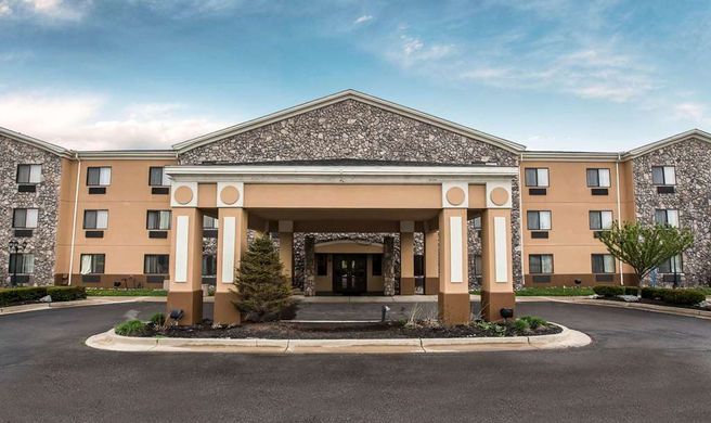 Econo Lodge Inn & Suites, Monroe Exterior