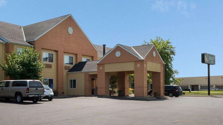 <b>Quality Inn Lakeville Exterior</b>. Images powered by <a href="https://iceportal.shijigroup.com/" title="IcePortal" target="_blank">IcePortal</a>.
