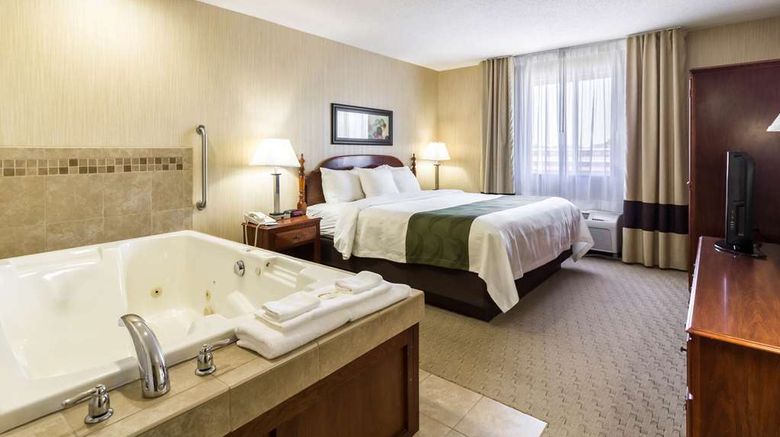 <b>Quality Inn Marshall Suite</b>. Images powered by <a href="https://iceportal.shijigroup.com/" title="IcePortal" target="_blank">IcePortal</a>.