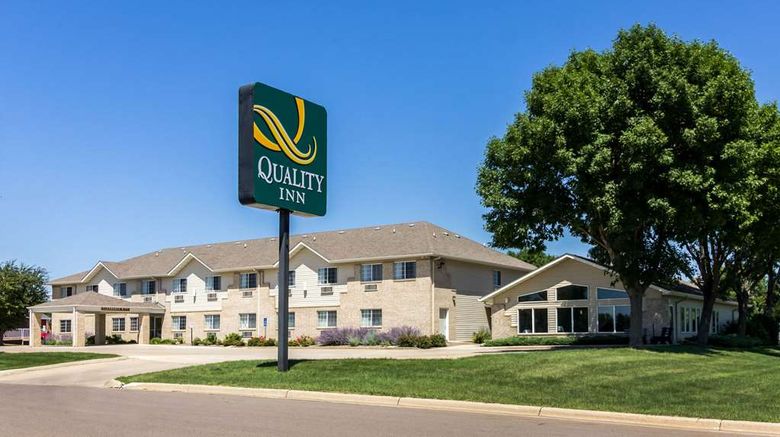 <b>Quality Inn Marshall Exterior</b>. Images powered by <a href="https://iceportal.shijigroup.com/" title="IcePortal" target="_blank">IcePortal</a>.