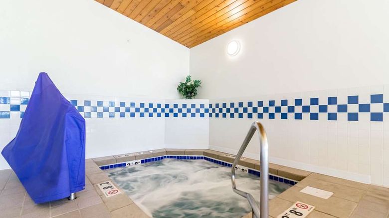 <b>Quality Inn Marshall Pool</b>. Images powered by <a href="https://iceportal.shijigroup.com/" title="IcePortal" target="_blank">IcePortal</a>.
