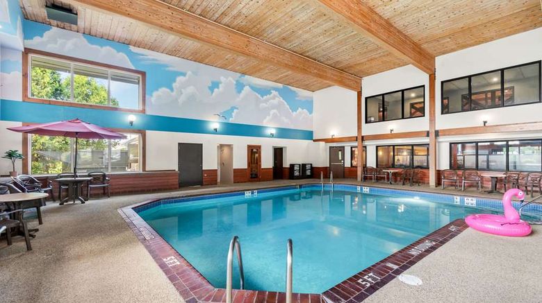 <b>Comfort Inn Duluth West Pool</b>. Images powered by <a href="https://iceportal.shijigroup.com/" title="IcePortal" target="_blank">IcePortal</a>.