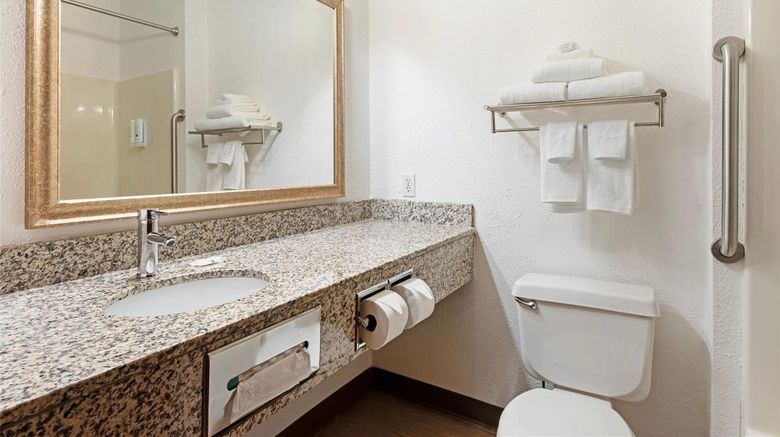 <b>Quality Inn Bemidji Room</b>. Images powered by <a href="https://iceportal.shijigroup.com/" title="IcePortal" target="_blank">IcePortal</a>.