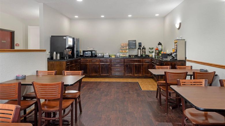 <b>Quality Inn Bemidji Restaurant</b>. Images powered by <a href="https://iceportal.shijigroup.com/" title="IcePortal" target="_blank">IcePortal</a>.