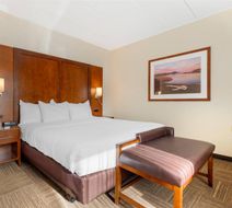 Lift Bridge Lodge, Ascend Hotel Coll Room