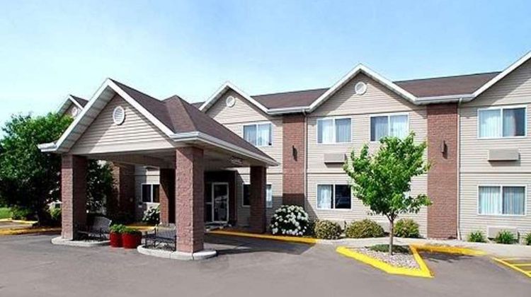 Comfort Inn Fergus Falls Exterior