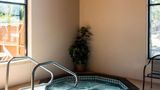 <b>Quality Inn Pool</b>. Images powered by <a href="https://iceportal.shijigroup.com/" title="IcePortal" target="_blank">IcePortal</a>.