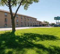Quality Inn Exterior