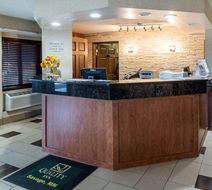 Quality Inn Lobby