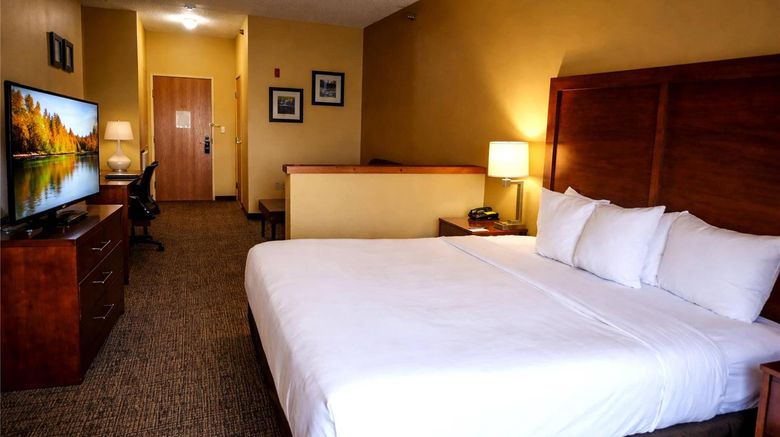 <b>Comfort Inn Room</b>. Images powered by <a href="https://iceportal.shijigroup.com/" title="IcePortal" target="_blank">IcePortal</a>.