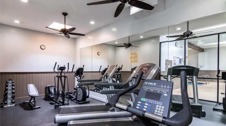 <b>Comfort Inn Health</b>. Images powered by <a href="https://iceportal.shijigroup.com/" title="IcePortal" target="_blank">IcePortal</a>.