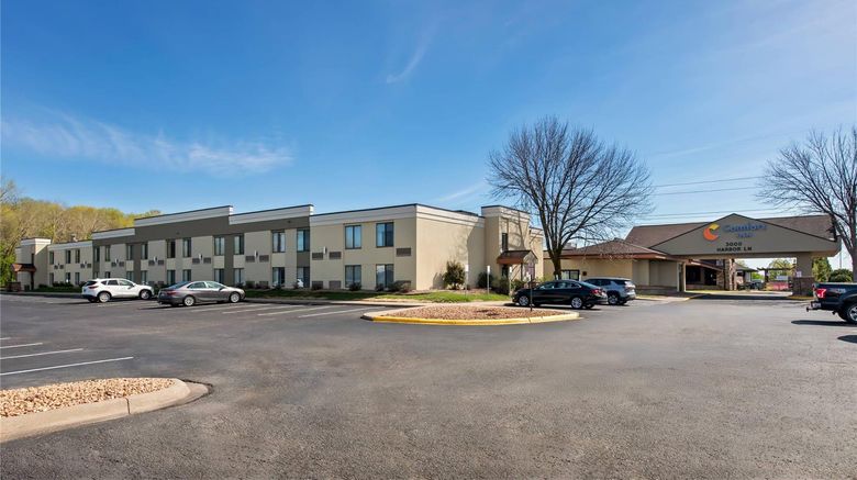 <b>Comfort Inn Exterior</b>. Images powered by <a href="https://iceportal.shijigroup.com/" title="IcePortal" target="_blank">IcePortal</a>.