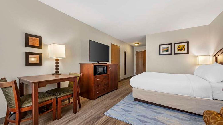 <b>Comfort Inn Room</b>. Images powered by <a href="https://iceportal.shijigroup.com/" title="IcePortal" target="_blank">IcePortal</a>.