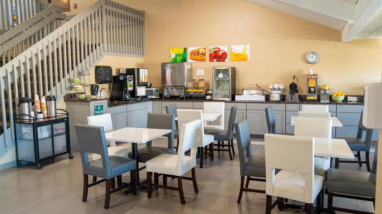 Quality Inn Rochester Restaurant