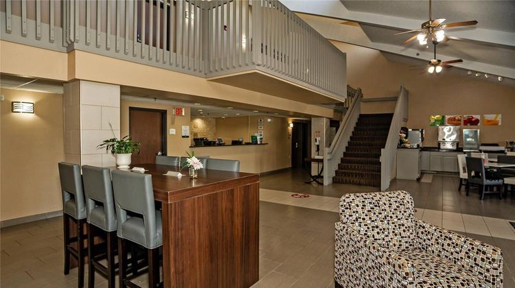 Quality Inn Rochester Lobby